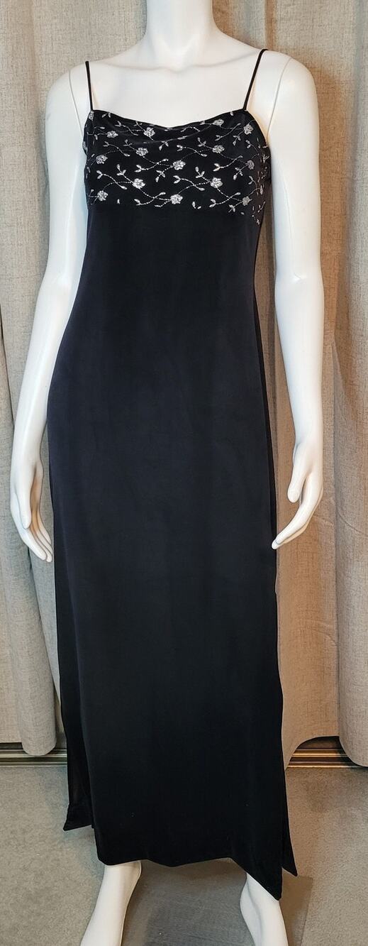VTG 90s Roberta Black Velvet Maxi Dress Embroidered Beaded Retro Prom Gown Sze L